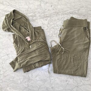 Victoria’s Secret Casual Olive Green Hoodie Matching Set (pants & hoodie)